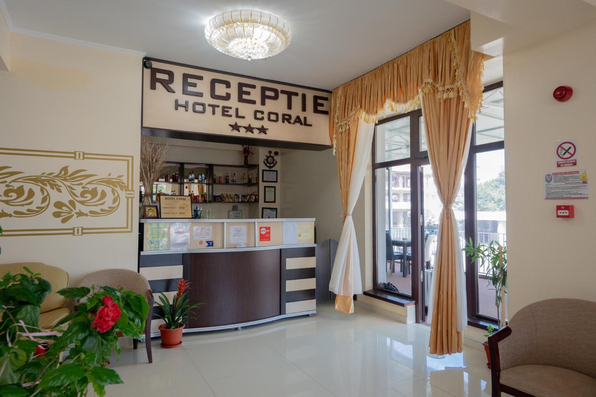 Hotel Coral Ефоріє-Норд Екстер'єр фото