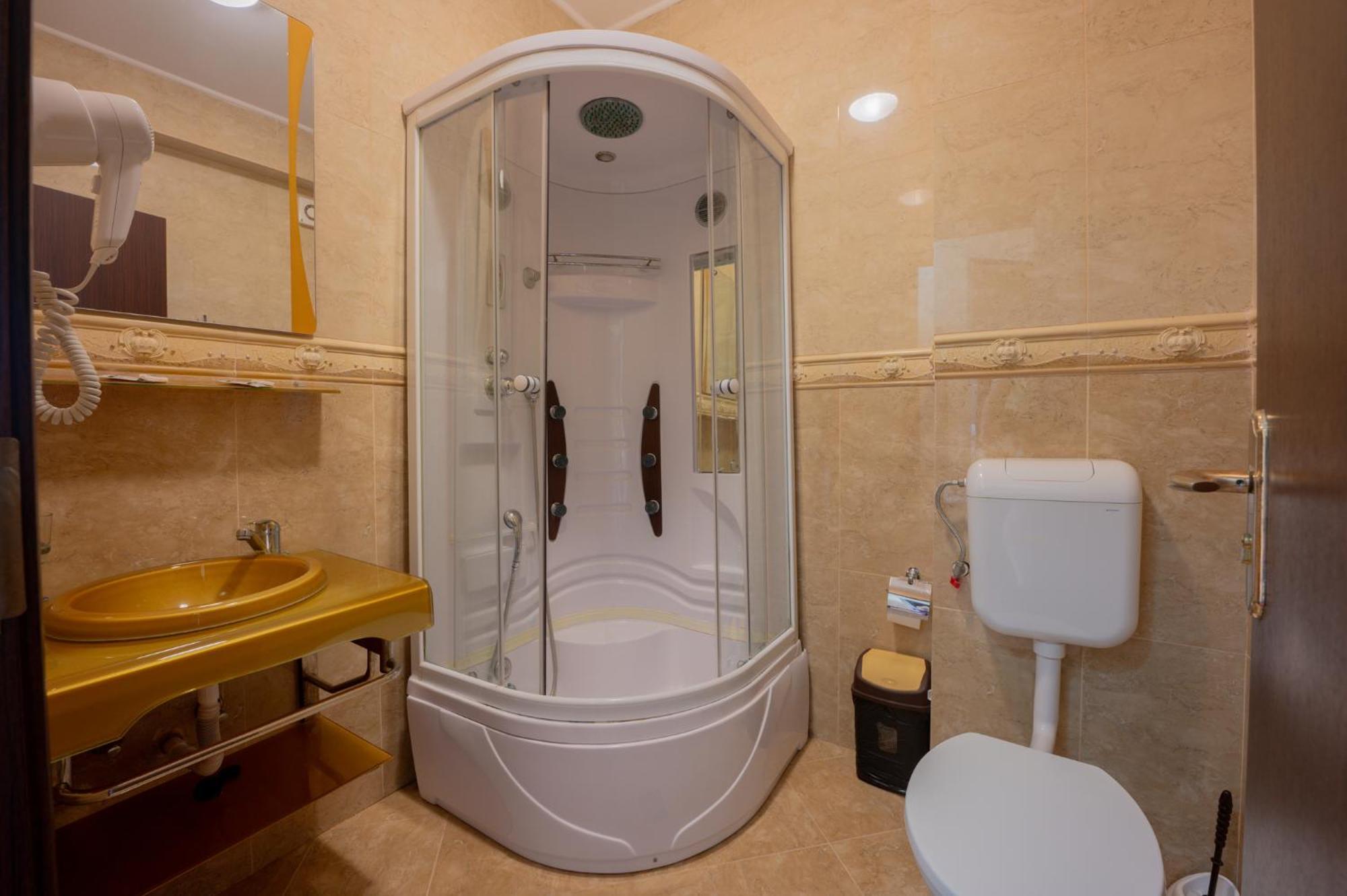 Hotel Coral Ефоріє-Норд Екстер'єр фото