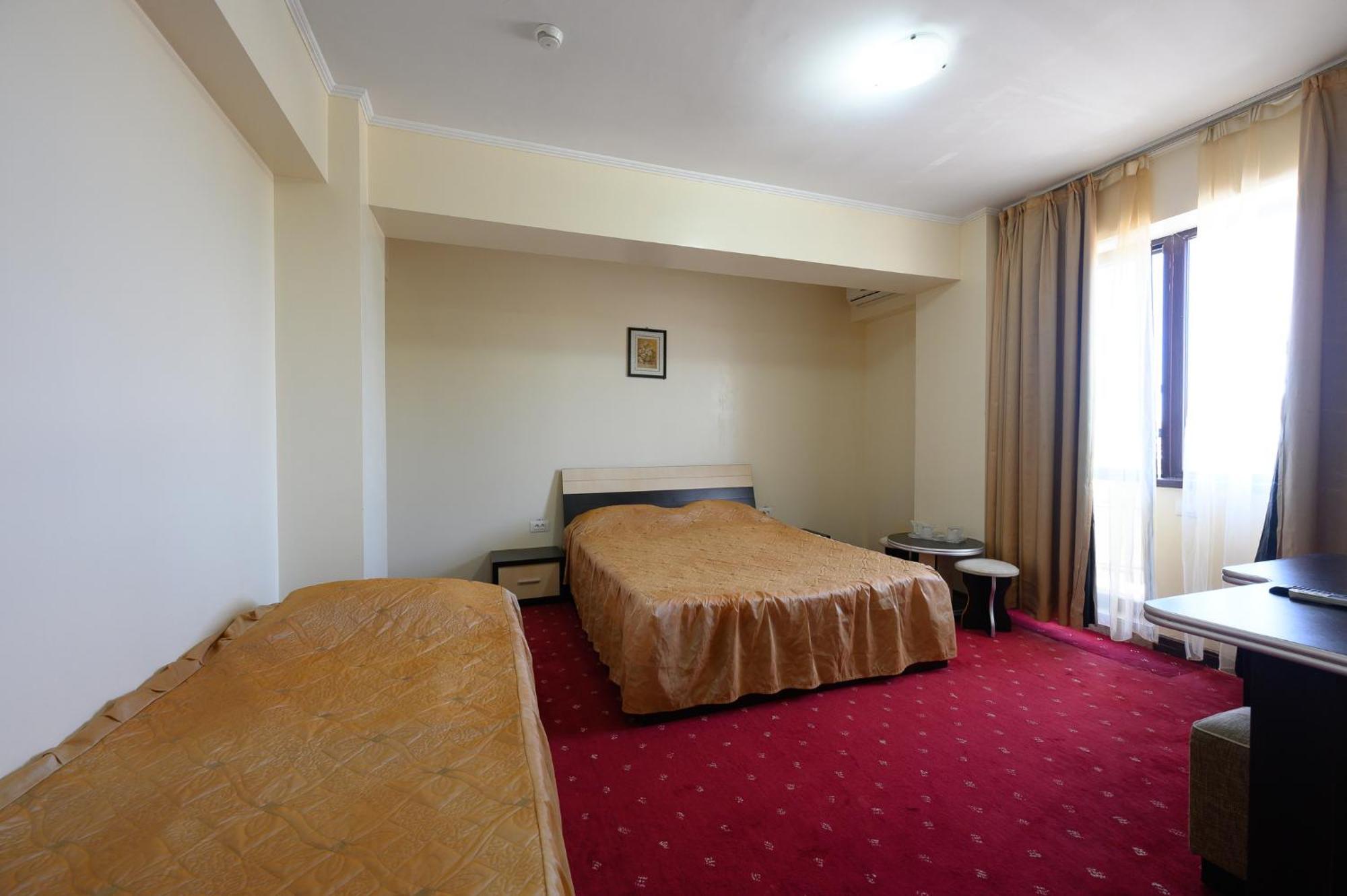 Hotel Coral Ефоріє-Норд Екстер'єр фото