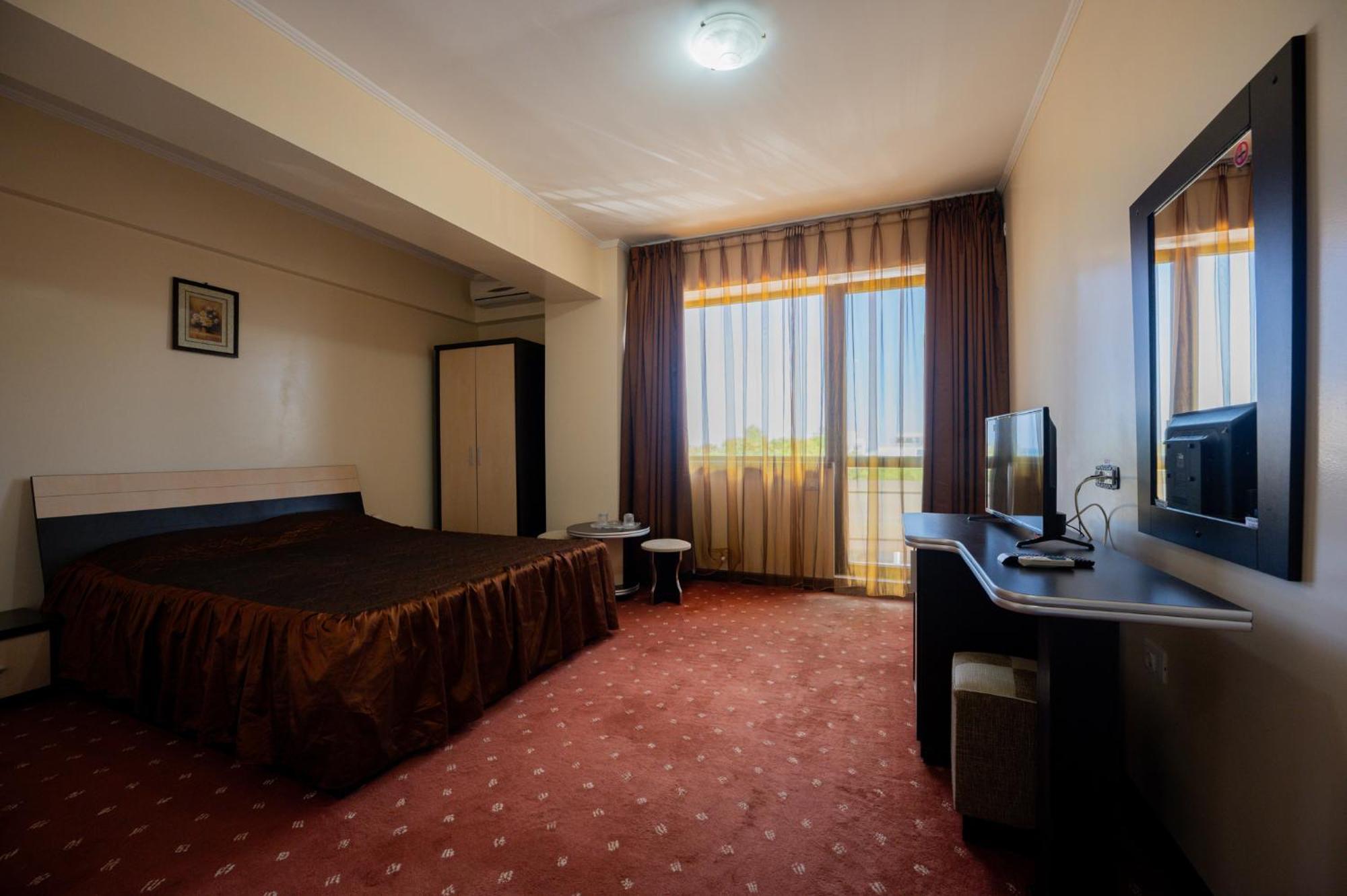 Hotel Coral Ефоріє-Норд Екстер'єр фото