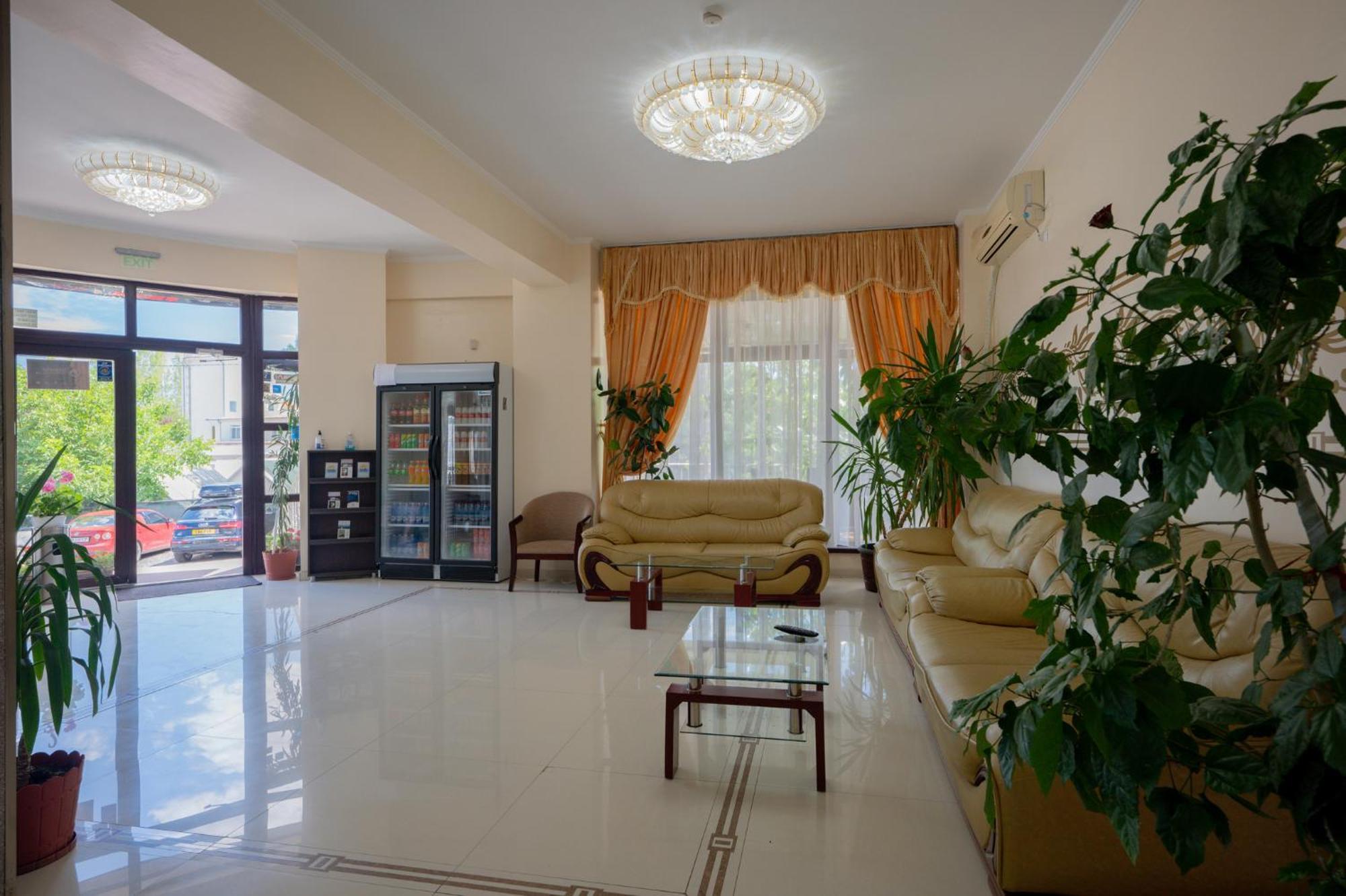 Hotel Coral Ефоріє-Норд Екстер'єр фото